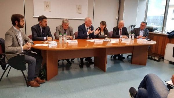 CREA LA TUA START UP, con la Regione Valle d’Aosta: un progetto per nuove presenze innovative nell’economia della Valle d’Aosta, con la formazione e i mentor di Federmanager Academy CREA LA TUA START UP, con la Regione Valle d’Aosta: un progetto per nuove presenze innovative nell’economia della Valle d’Aosta, con la formazione e i mentor di Federmanager Academy